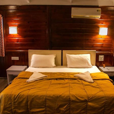 Cuba Patnem Hotel Patnem Beach Ngoại thất bức ảnh